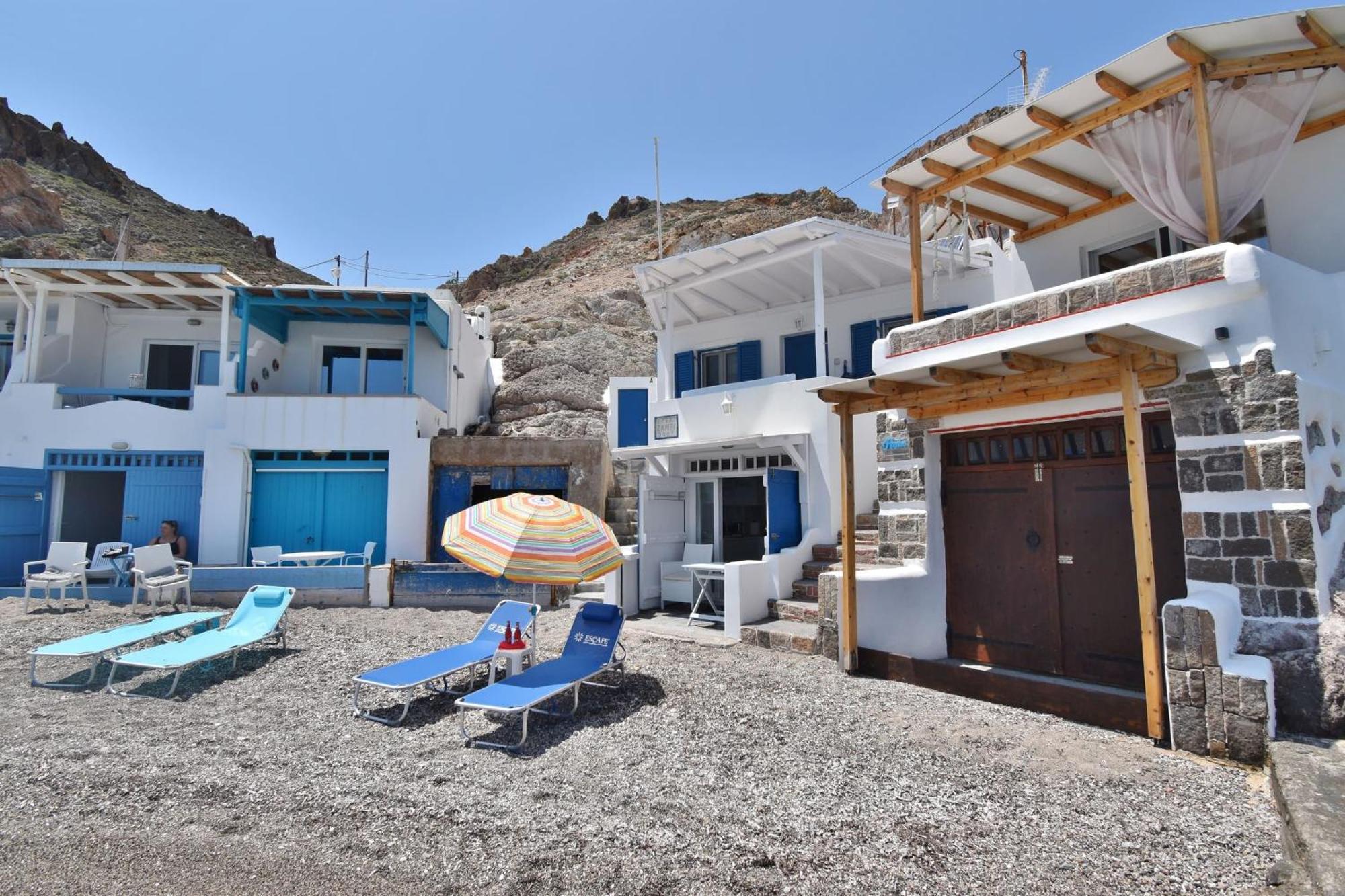 Blue Mare Apartments On The Beach Firopotamos Zimmer foto