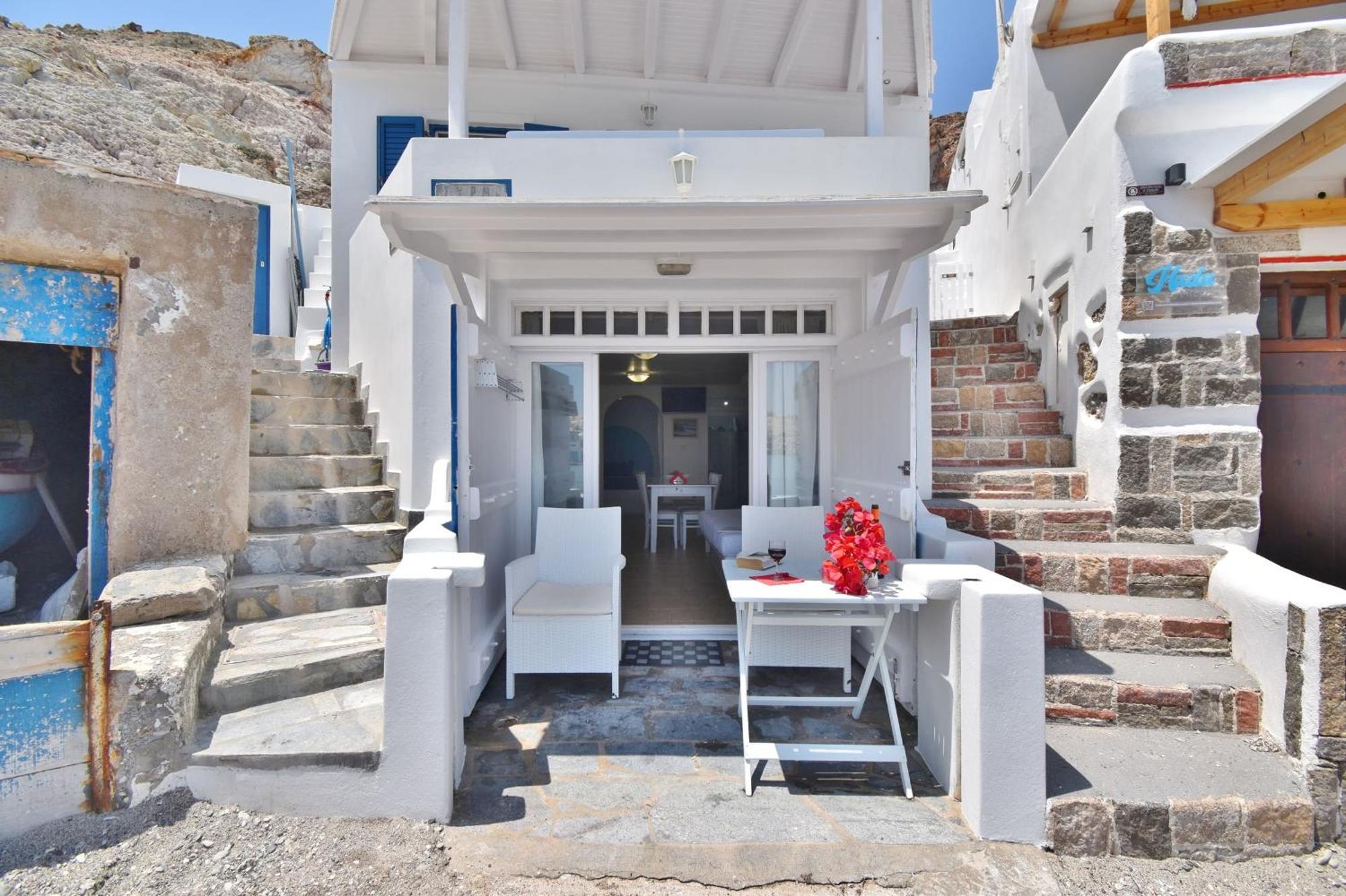Blue Mare Apartments On The Beach Firopotamos Zimmer foto