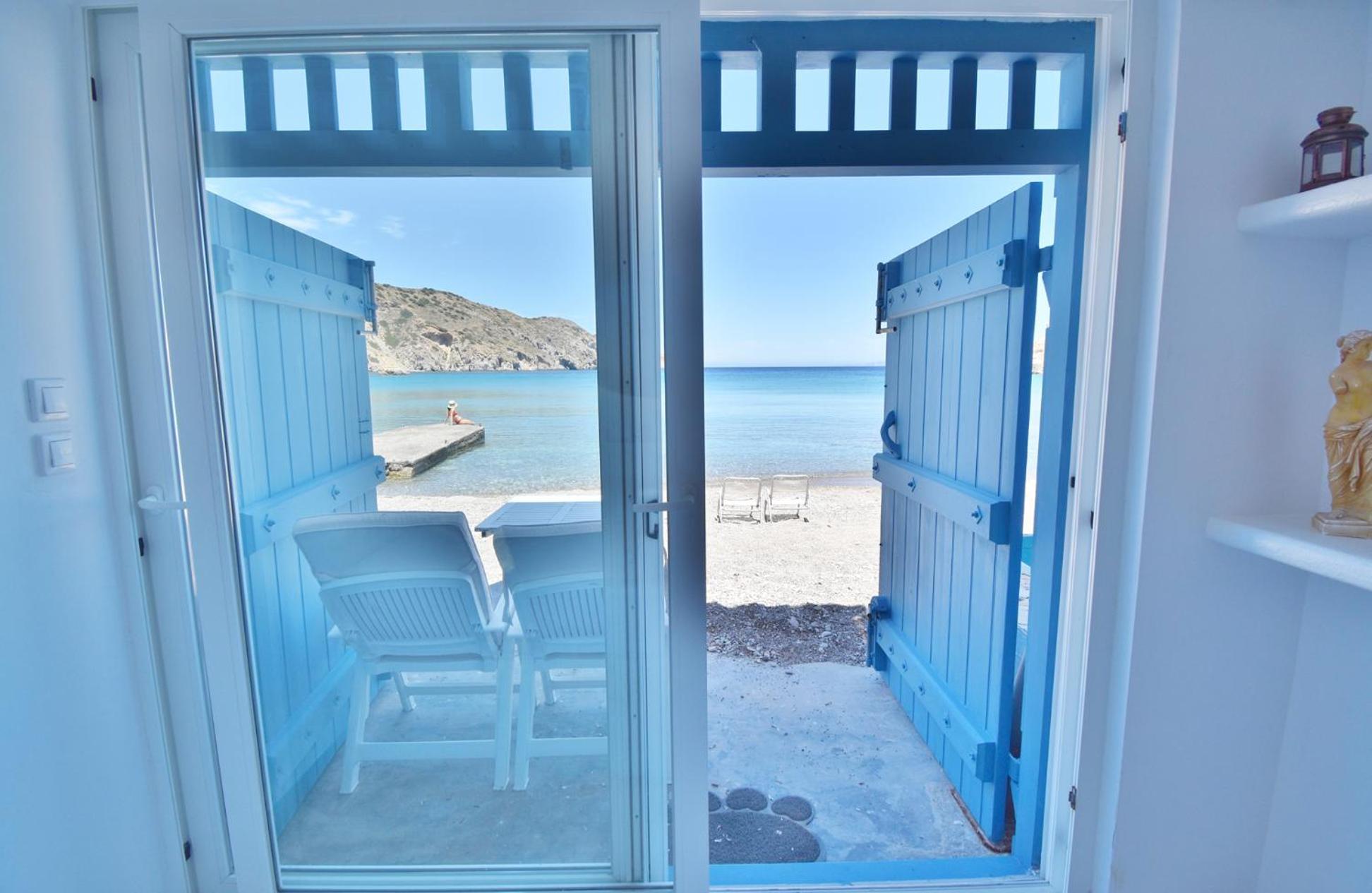 Blue Mare Apartments On The Beach Firopotamos Zimmer foto